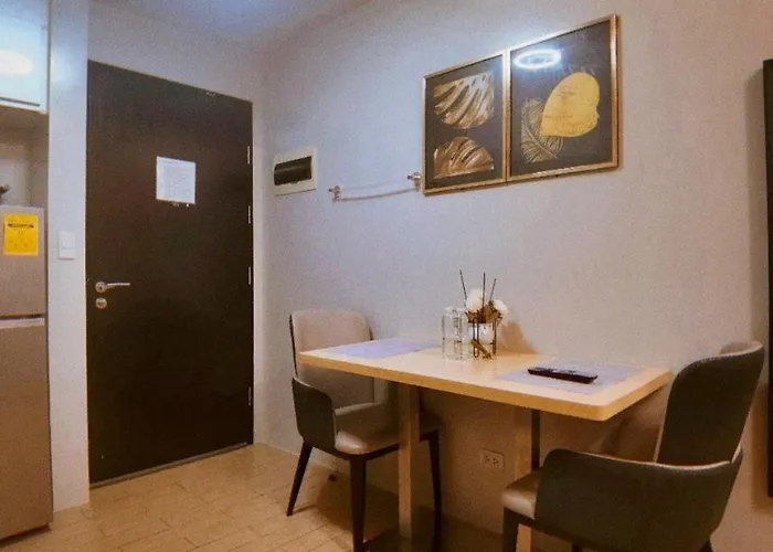 Newport Urban Condotel Beside Naia Terminal 3 *